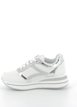 252X$233$_4